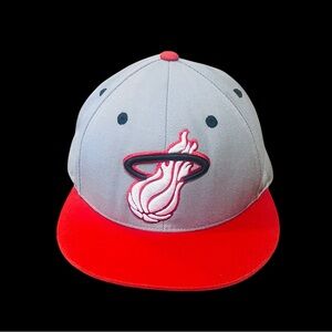 Miami Heat Mitchell & Ness NBA Fitted  hat cap Gray Red -7